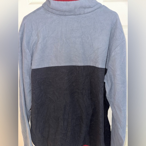 Grey Columbia pullover sweater - Picture 2 of 3